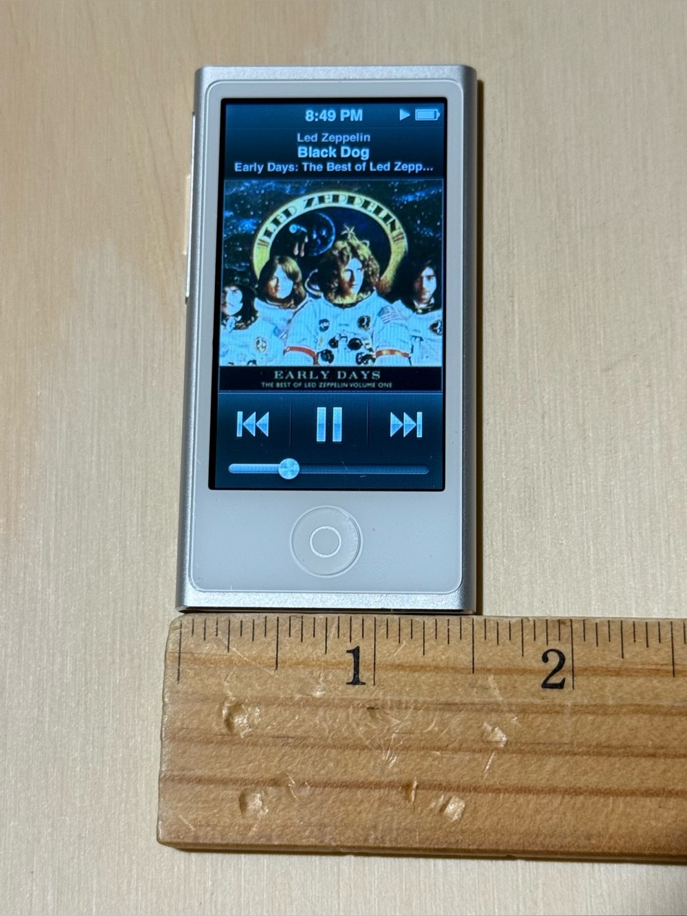 iPod Nano 7thGen Silver 16GB Model:A1446 w/2123-Song/Charg/Case Tested Good Read - Picture 14 of 14